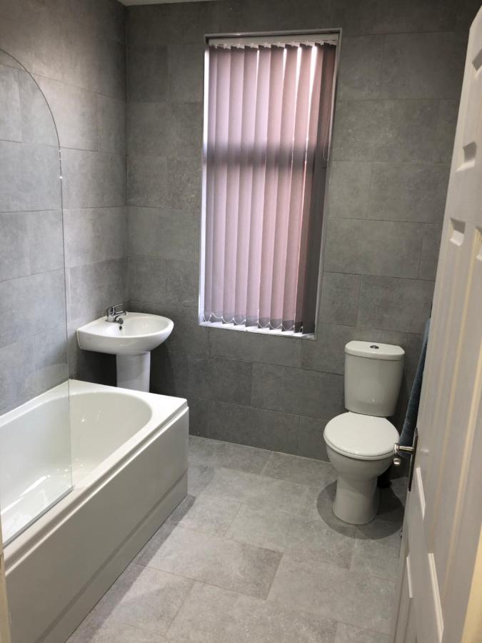 Modern,Spacious 2 Bed Apartment Preston  Esterno foto